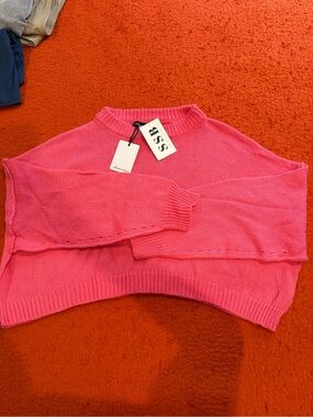 NWT Hot Pink Cropped Knit Sweater Womens Small